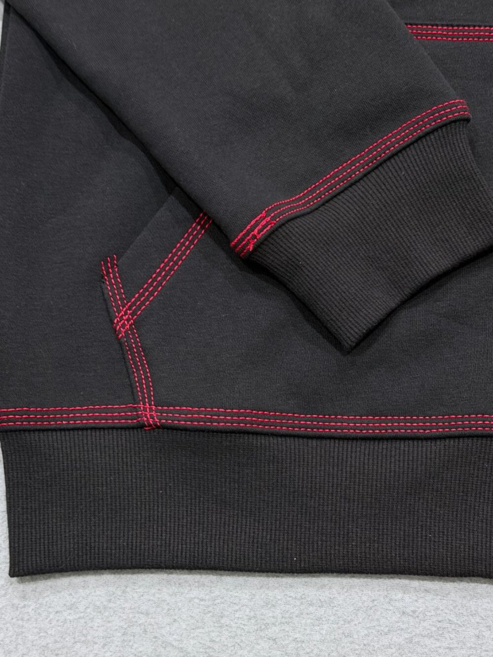 True Religion Mens TNL Puff Buddha Full Zip Hoodie Large L Black Red Stitch NWT - Picture 4 of 16